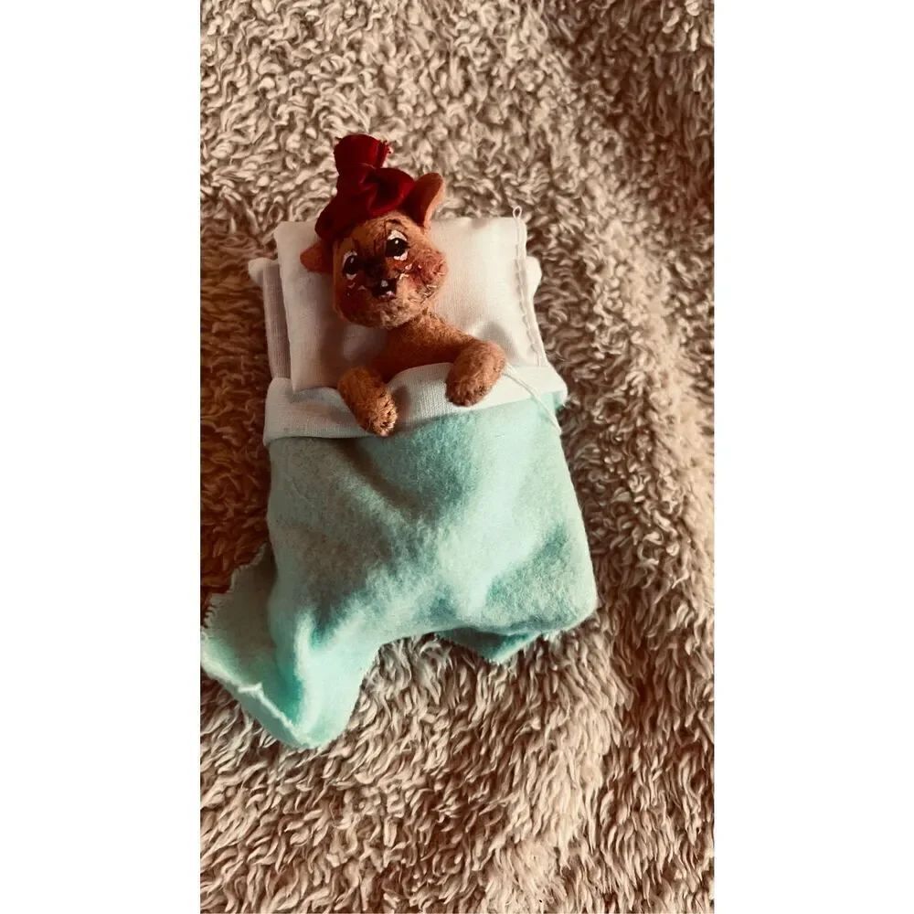 Annalee 3" Get Well Patient Mouse Doll 1998